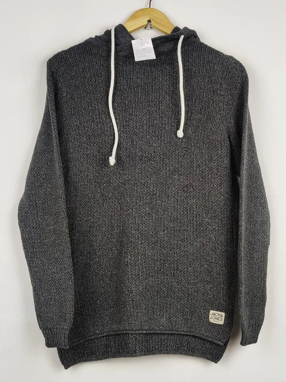 Buy online pre-used pre-loved 100% authentic & Original branded Jack & Jones (JS-9817) available in Pakistan. Top international brands avilable.