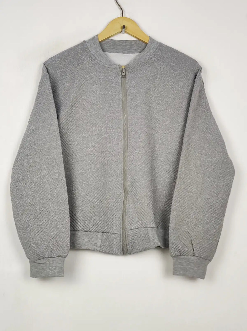 Buy online pre-used pre-loved 100% authentic & Original branded Shein (JS-9863) available in Pakistan. Top international brands avilable.