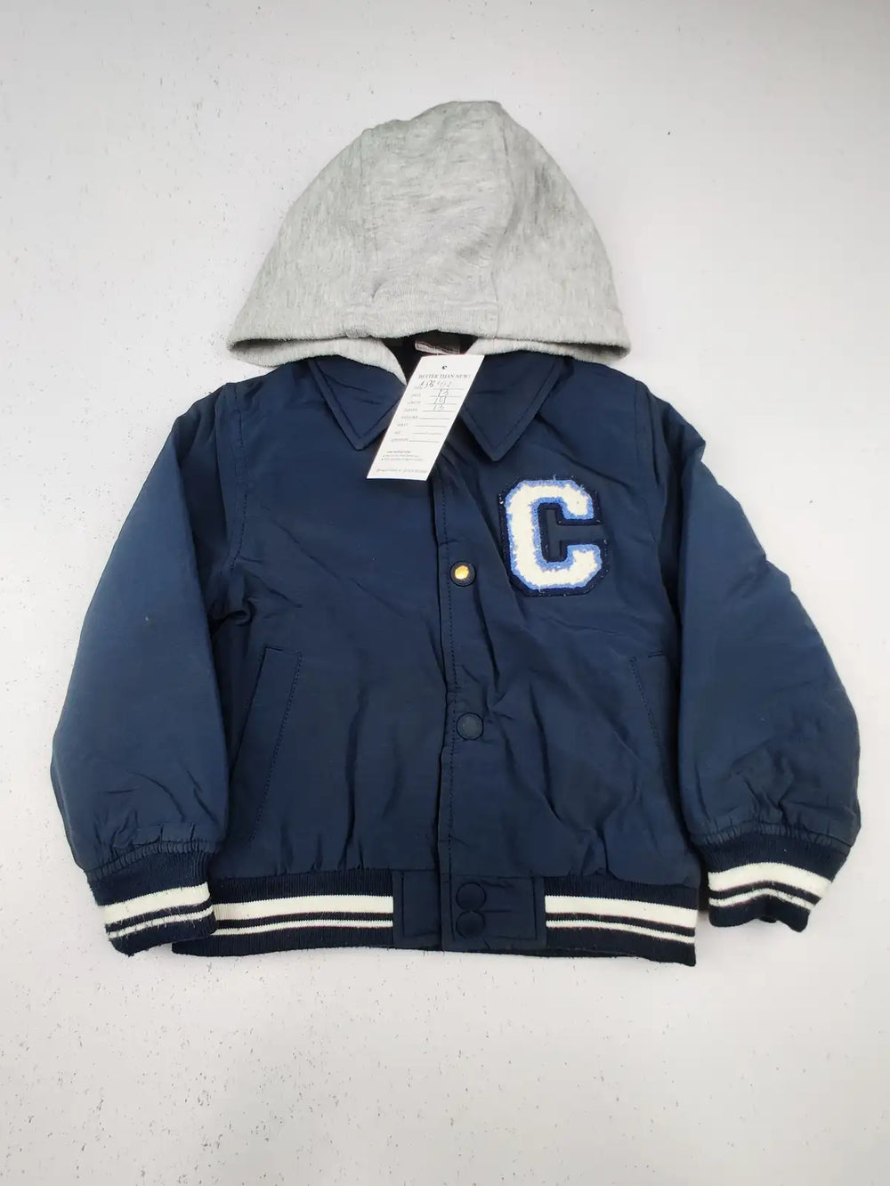 Buy online pre-used pre-loved 100% authentic & Original branded Tao (KJB-412) available in Pakistan. Top international brands avilable.