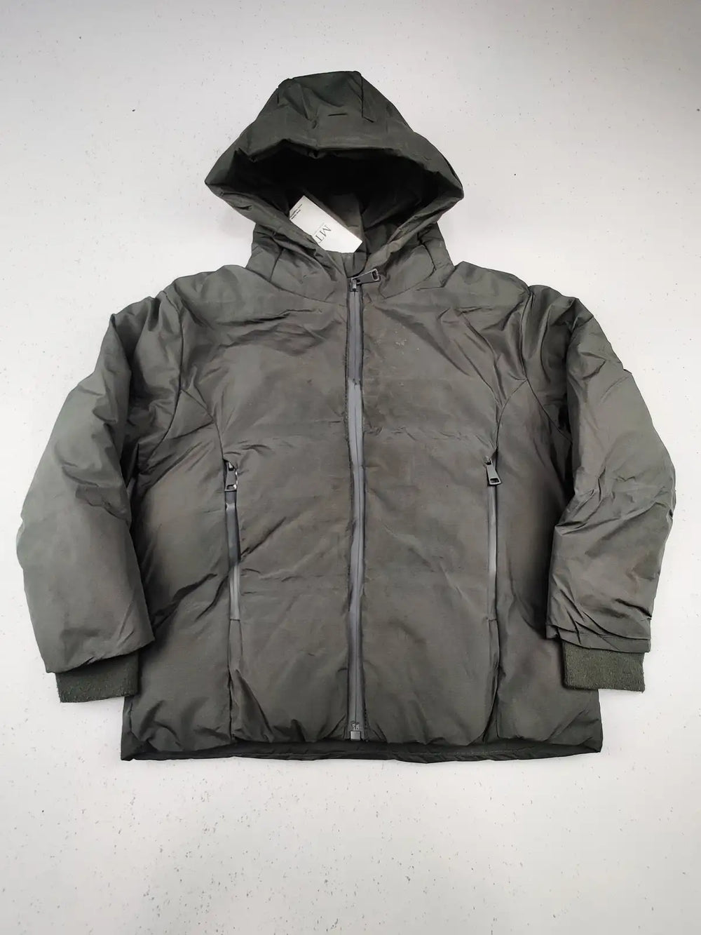 Buy online pre-used pre-loved 100% authentic & Original branded Primark (KJB-421) available in Pakistan. Top international brands avilable.