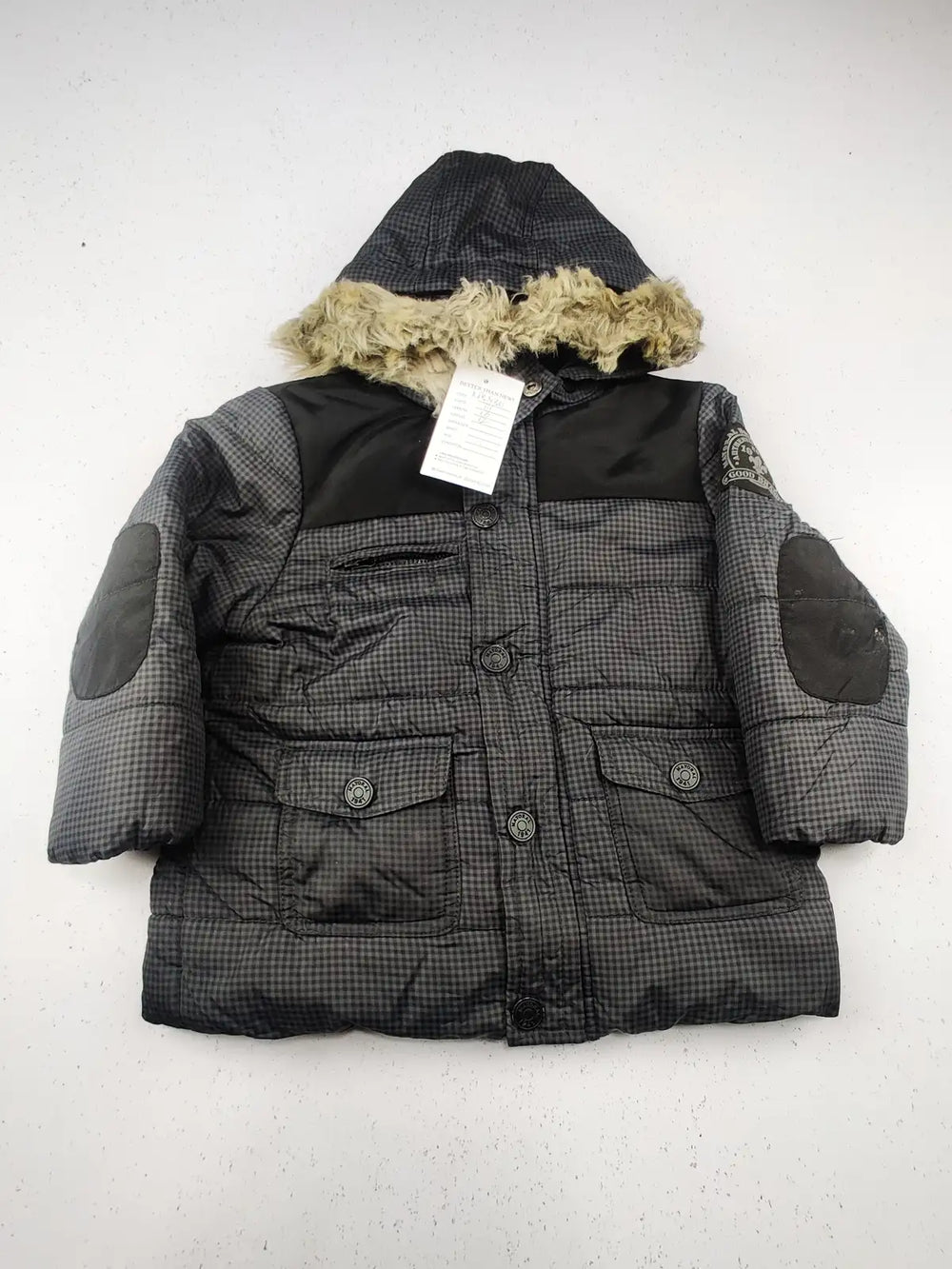 Buy online pre-used pre-loved 100% authentic & Original branded Mayoral (KJB-430) available in Pakistan. Top international brands avilable.