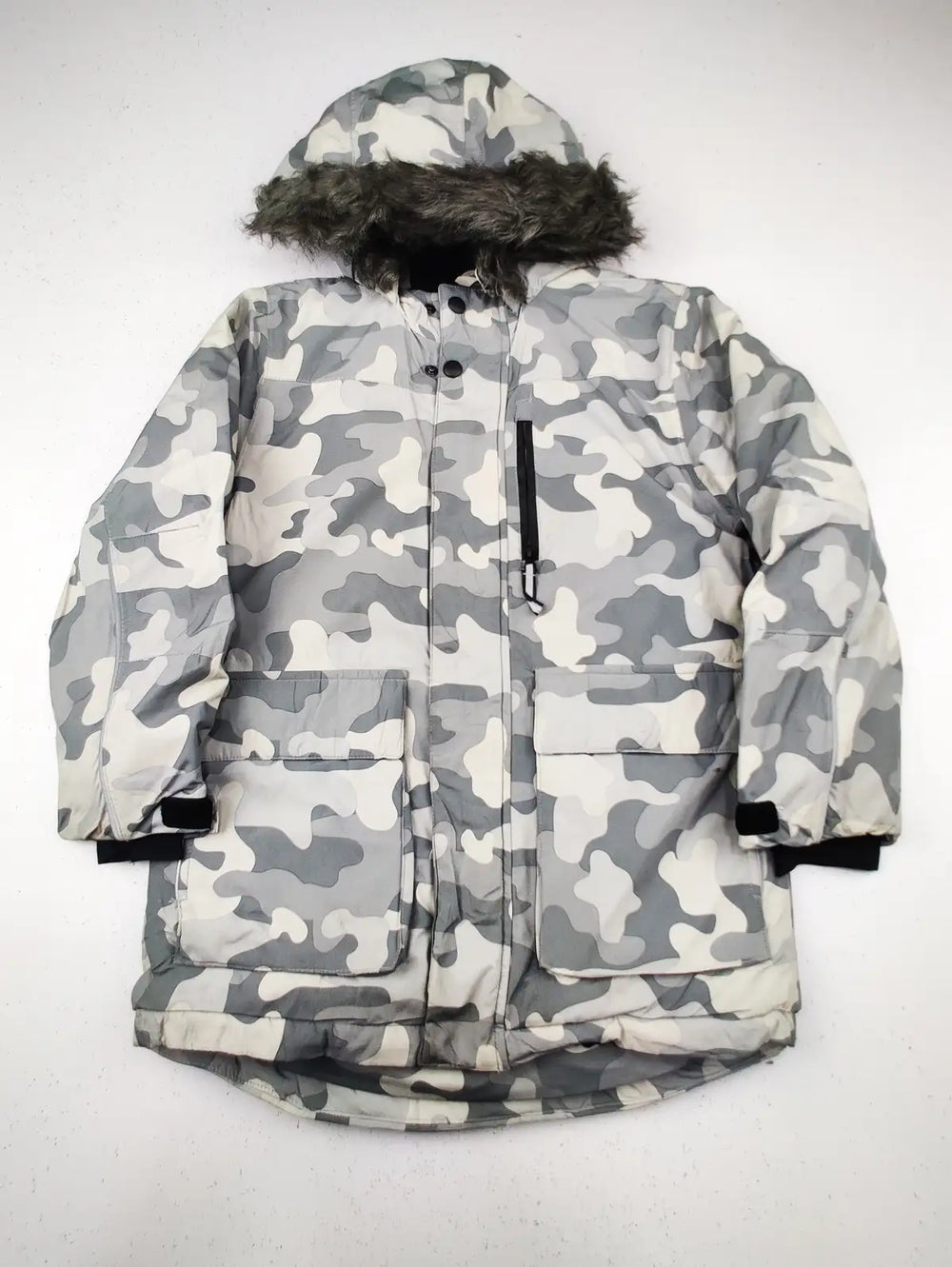 Buy online pre-used pre-loved 100% authentic & Original branded John Lewis (KJB-441) available in Pakistan. Top international brands avilable.