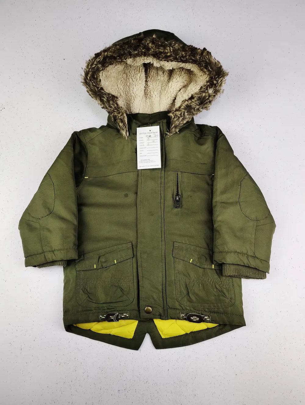 Buy online pre-used pre-loved 100% authentic & Original branded Unknown Brand\ (KJB-721) available in Pakistan. Top international brands avilable.