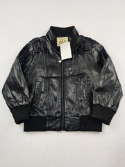 Buy online pre-used pre-loved 100% authentic & Original branded Unknown Brand (KJB-7518) available in Pakistan. Top international brands avilable.