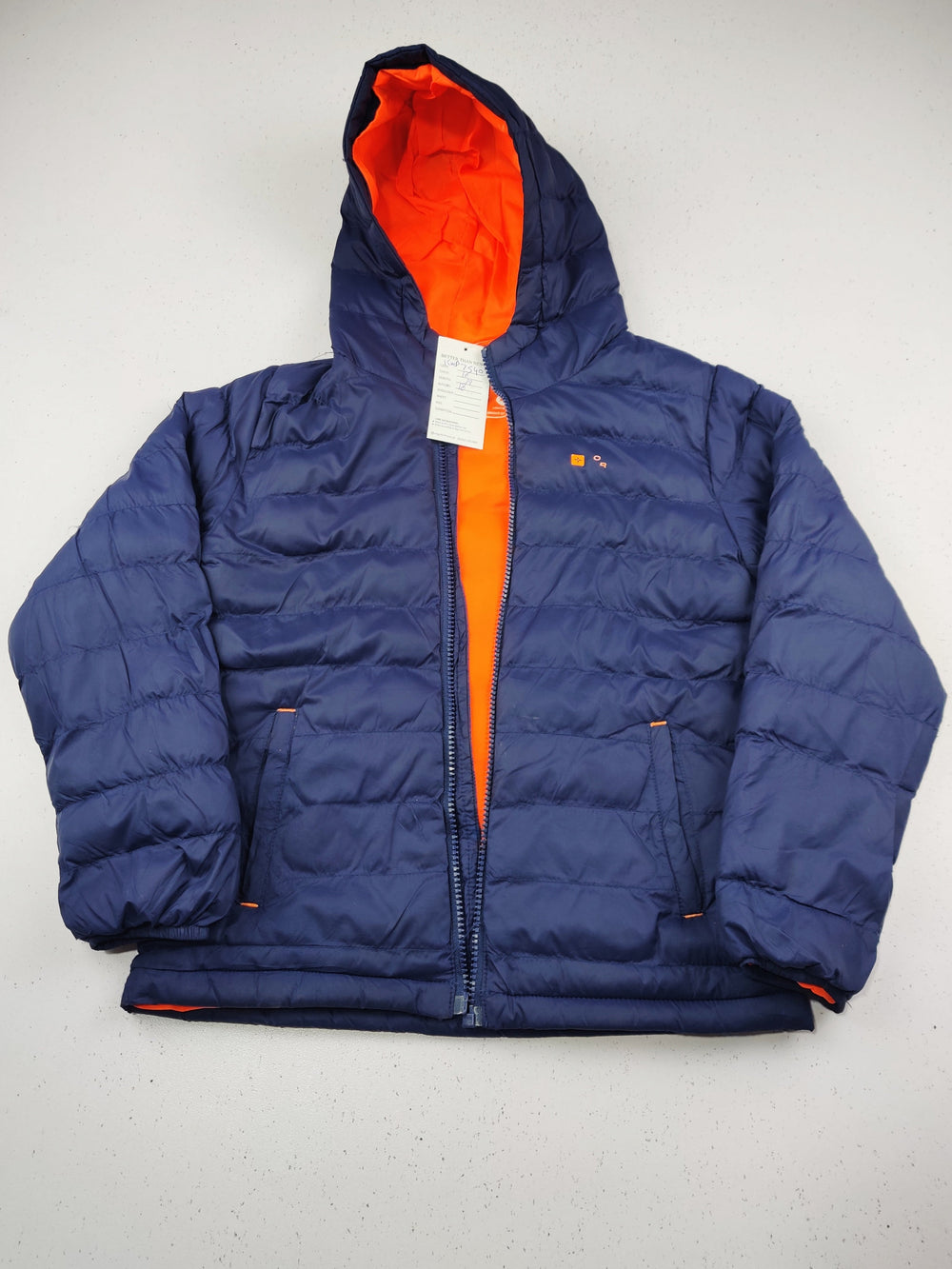 Buy online pre-used pre-loved 100% authentic & Original branded Mountain Warehouse (KJB-7540) available in Pakistan. Top international brands avilable.