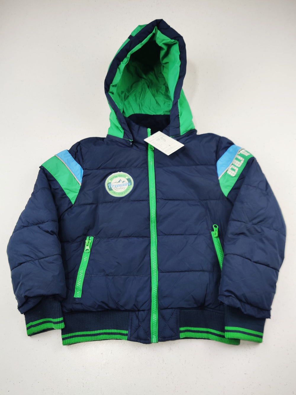 Buy online pre-used pre-loved 100% authentic & Original branded S.Oliver (KJB-7613) available in Pakistan. Top international brands avilable.