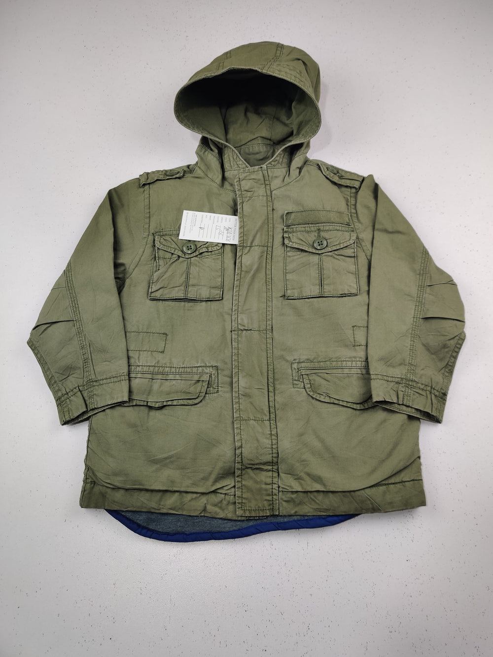 Buy online pre-used pre-loved 100% authentic & Original branded Gap (KJB-7676) available in Pakistan. Top international brands avilable.