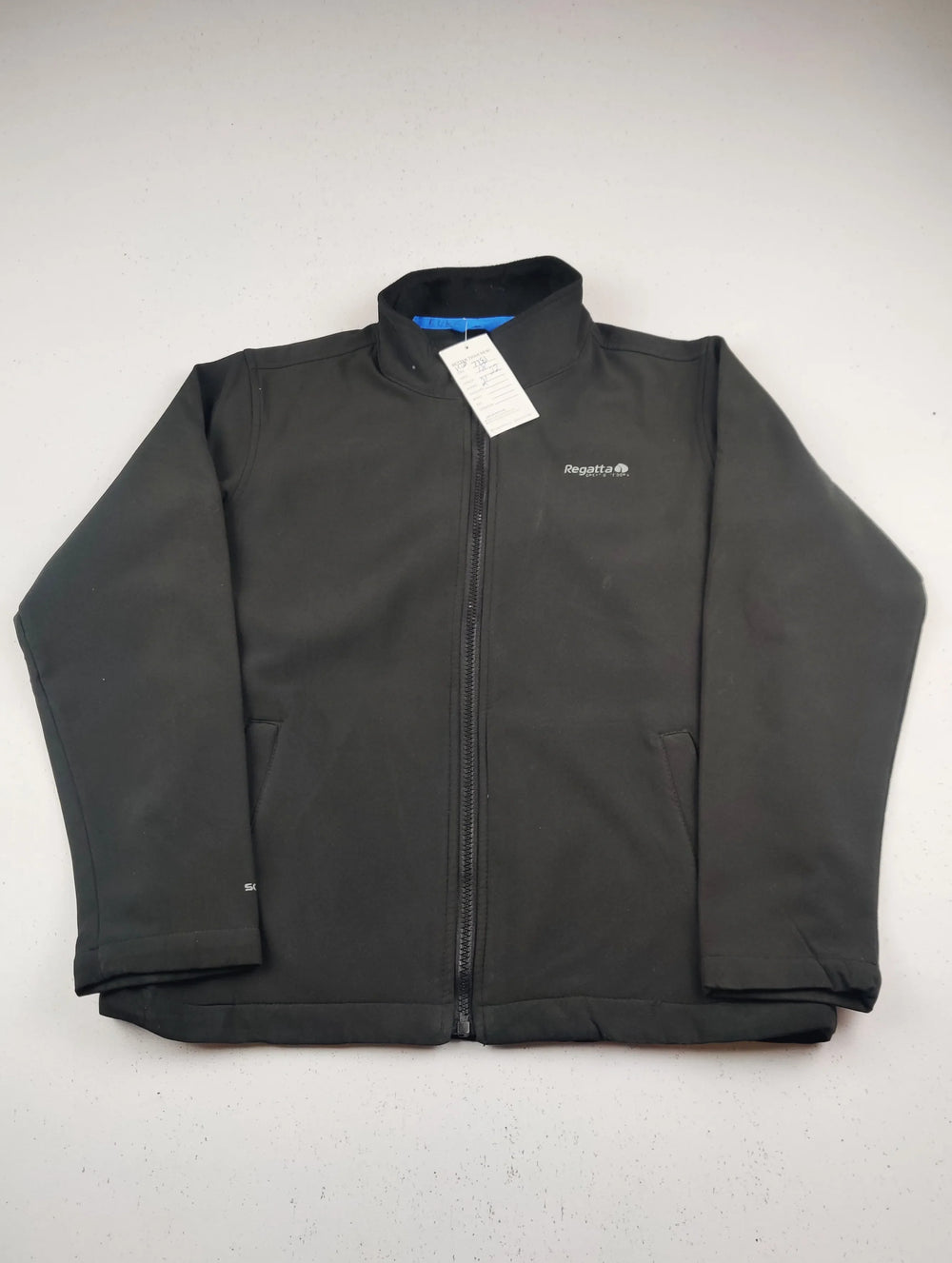 Buy online pre-used pre-loved 100% authentic & Original branded Regatta (KJB-7781) available in Pakistan. Top international brands avilable.
