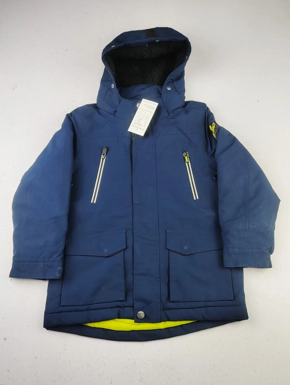 Buy online pre-used pre-loved 100% authentic & Original branded Raintex (KJB-790) available in Pakistan. Top international brands avilable.