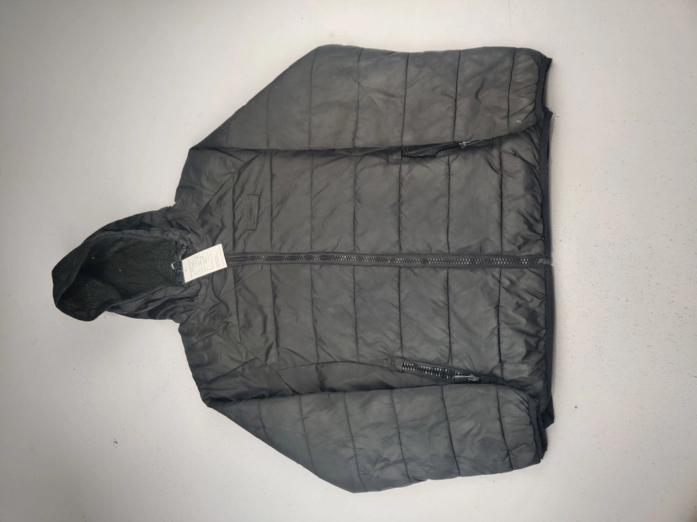 Buy online pre-used pre-loved 100% authentic & Original branded Sonnet (KJB-7923) available in Pakistan. Top international brands avilable.