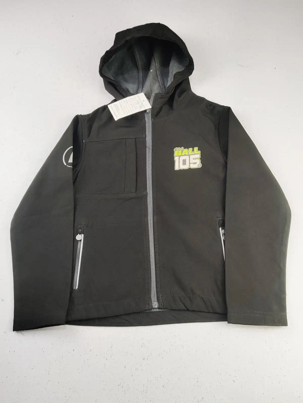 Buy online pre-used pre-loved 100% authentic & Original branded Regatta (KJB-806) available in Pakistan. Top international brands avilable.