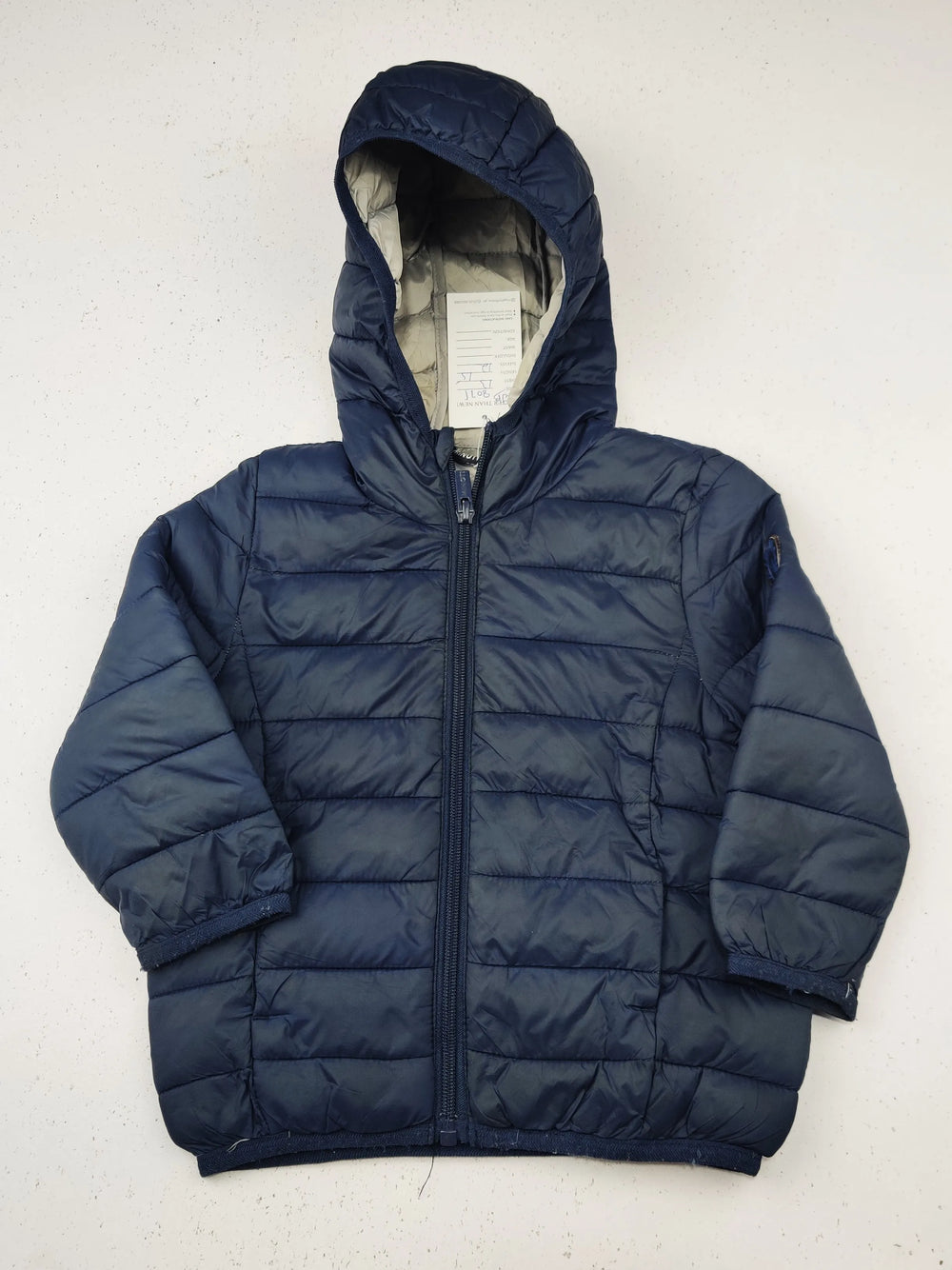 Buy online pre-used pre-loved 100% authentic & Original branded Unknown Brand (KJB-8071) available in Pakistan. Top international brands avilable.
