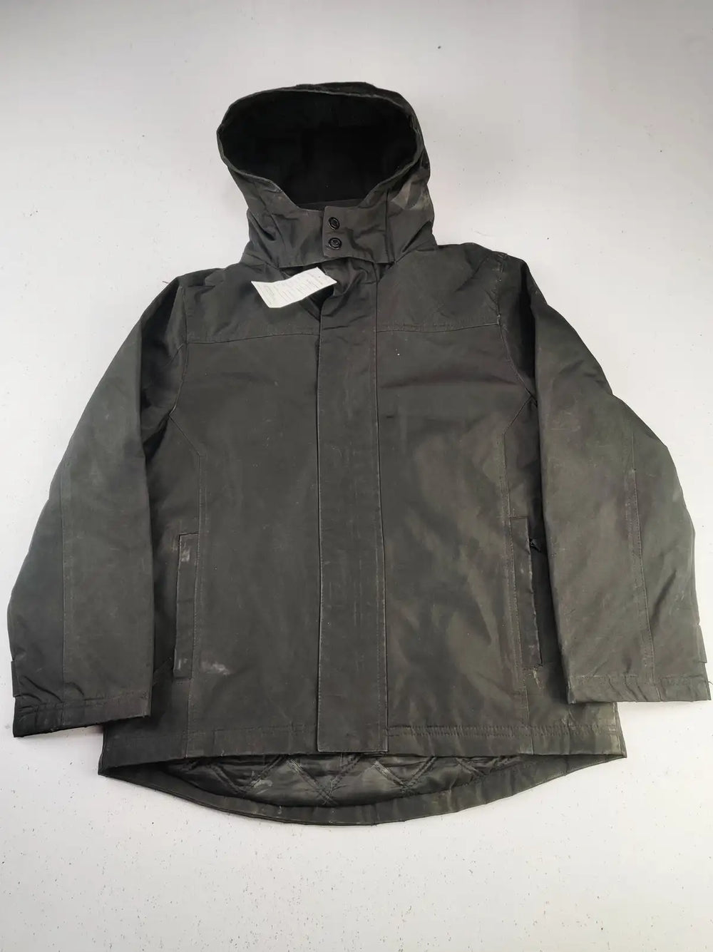 Buy online pre-used pre-loved 100% authentic & Original branded Ng Fear (KJB-807) available in Pakistan. Top international brands avilable.