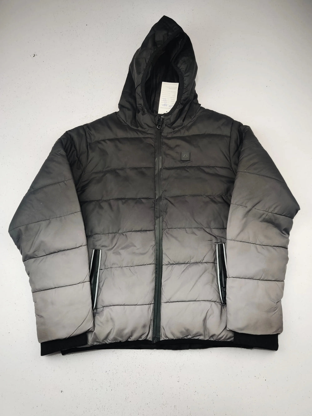 Buy online pre-used pre-loved 100% authentic & Original branded Outerwear (KJB-8080) available in Pakistan. Top international brands avilable.