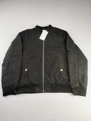 Buy online pre-used pre-loved 100% authentic & Original branded H&M (KJB-808) available in Pakistan. Top international brands avilable.