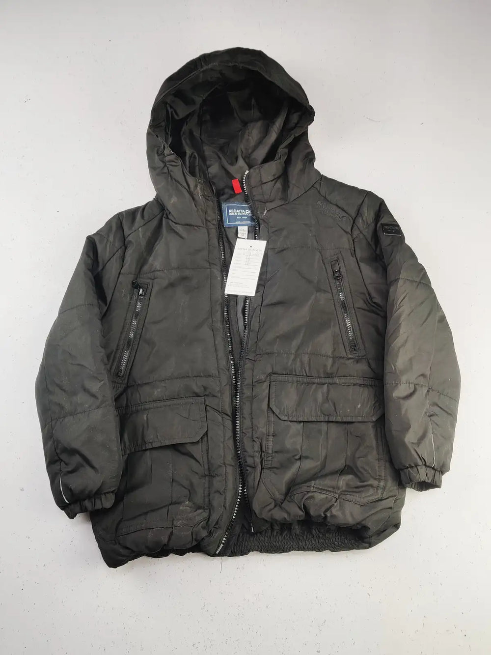 Buy online pre-used pre-loved 100% authentic & Original branded Regatta (KJB-817) available in Pakistan. Top international brands avilable.