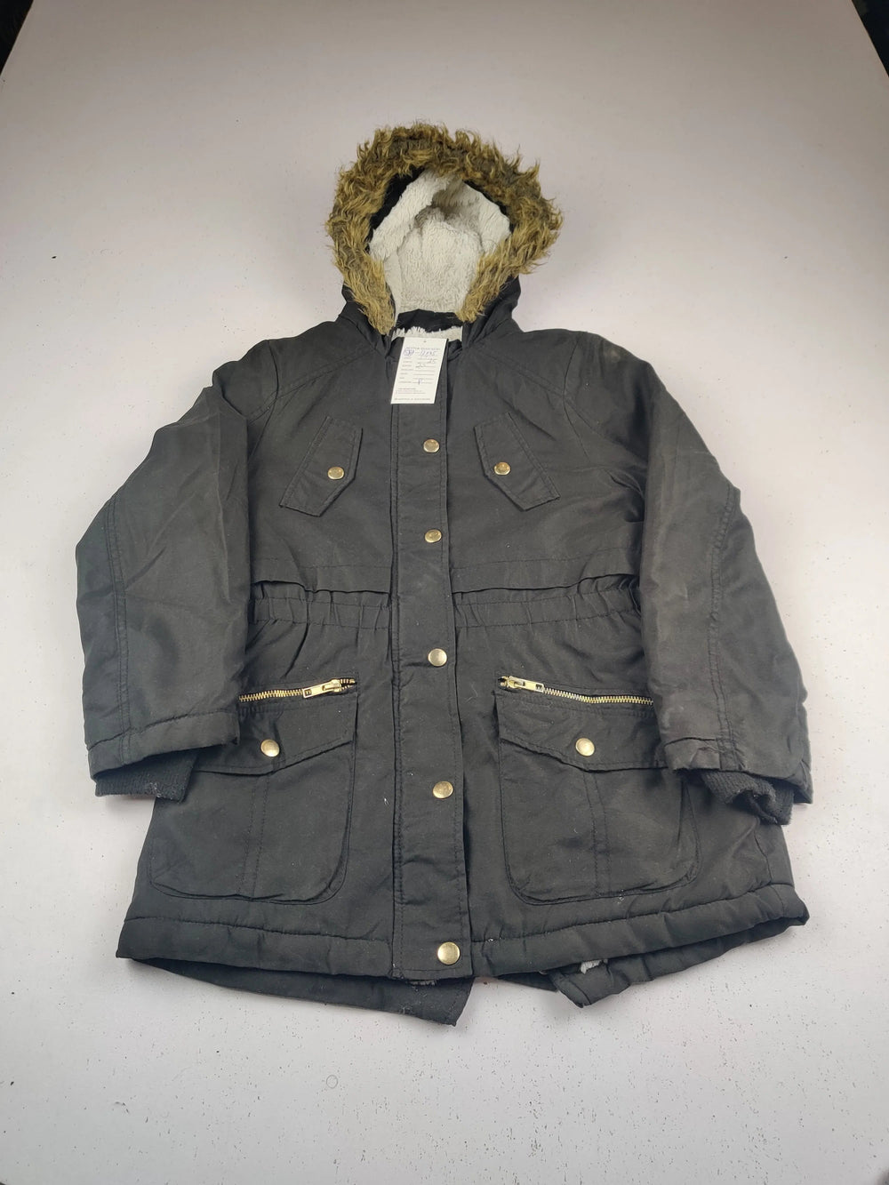 Buy online pre-used pre-loved 100% authentic & Original branded George (KJG-12005) available in Pakistan. Top international brands avilable.