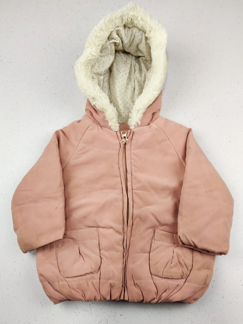 Buy online pre-used pre-loved 100% authentic & Original branded F&F (KJG-12138) available in Pakistan. Top international brands avilable.