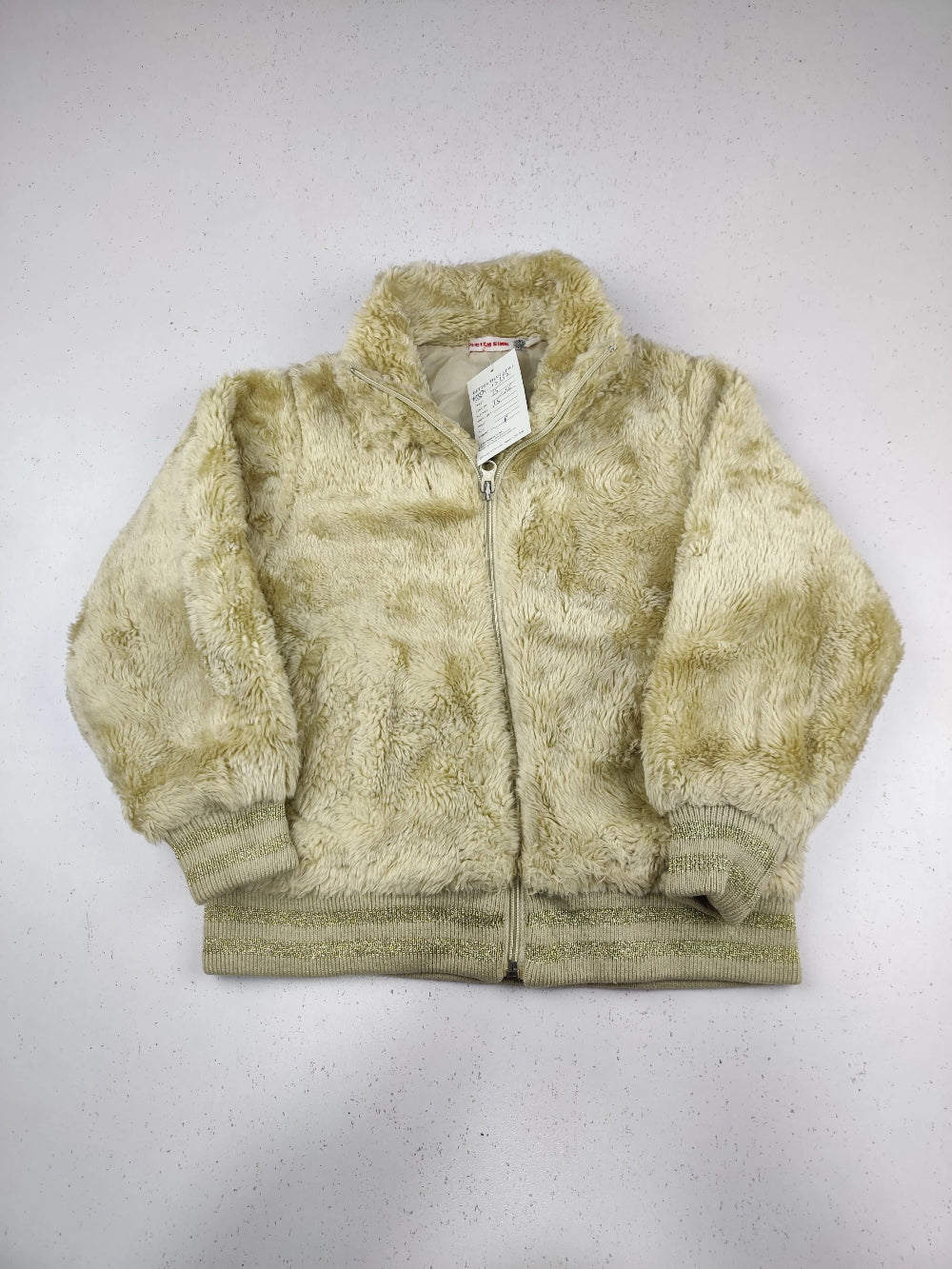 Buy online pre-used pre-loved 100% authentic & Original branded Prettyshine (KJG-12152) available in Pakistan. Top international brands avilable.