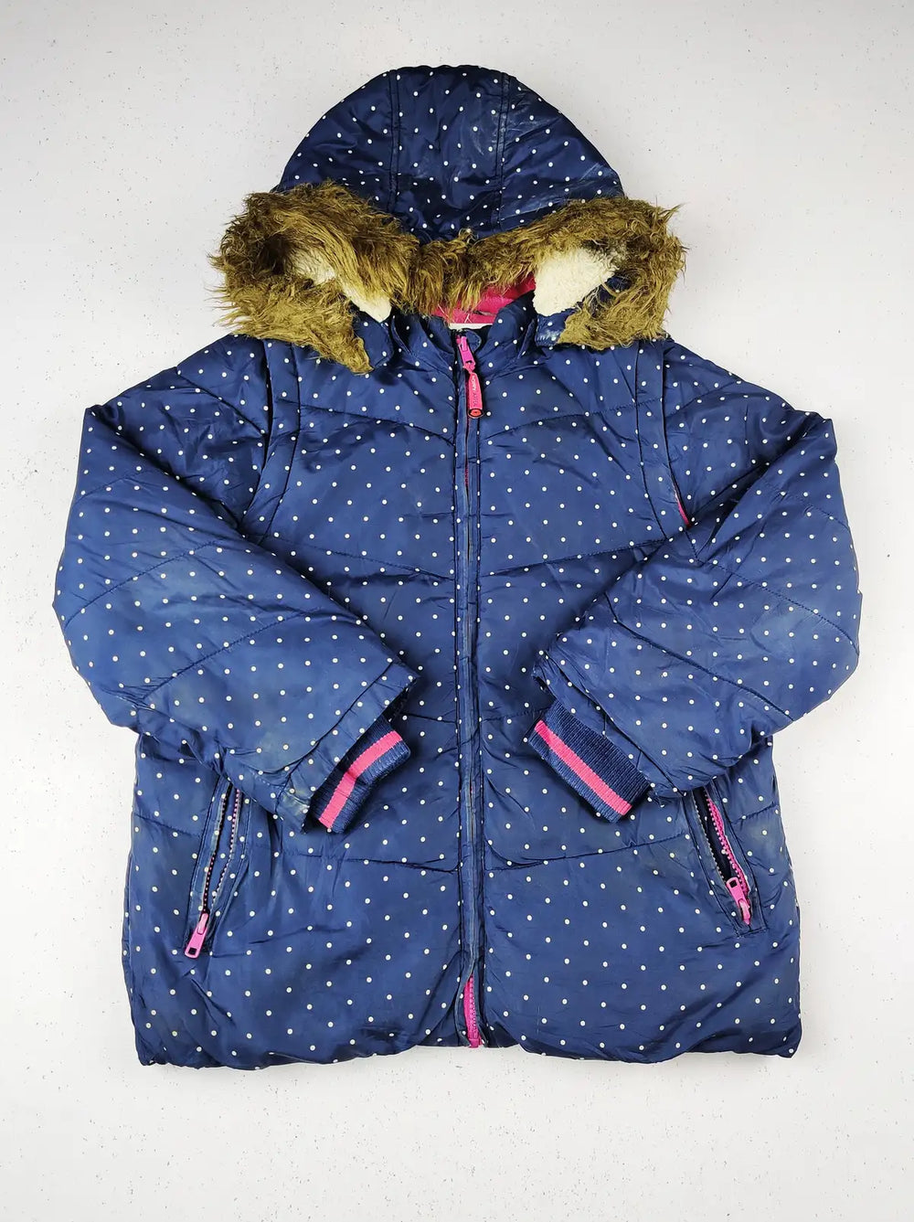 Buy online pre-used pre-loved 100% authentic & Original branded John Lewis (KJG-410) available in Pakistan. Top international brands avilable.