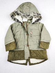 Buy online pre-used pre-loved 100% authentic & Original branded F&F (KJG-425) available in Pakistan. Top international brands avilable.