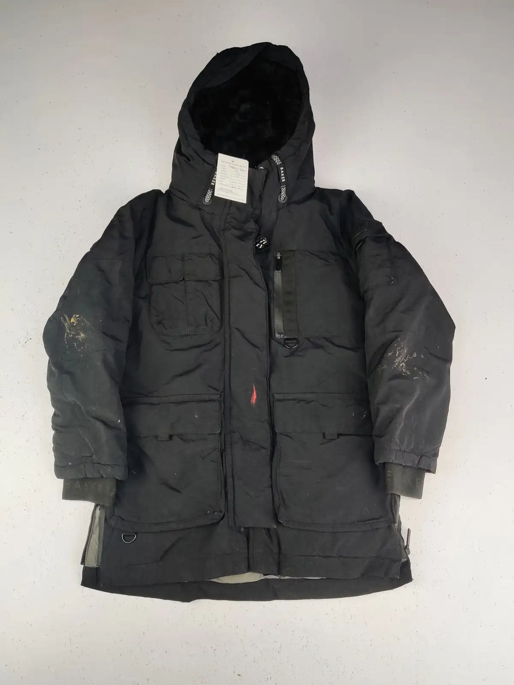 Buy online pre-used pre-loved 100% authentic & Original branded Ted Baker (KJG-521) available in Pakistan. Top international brands avilable.