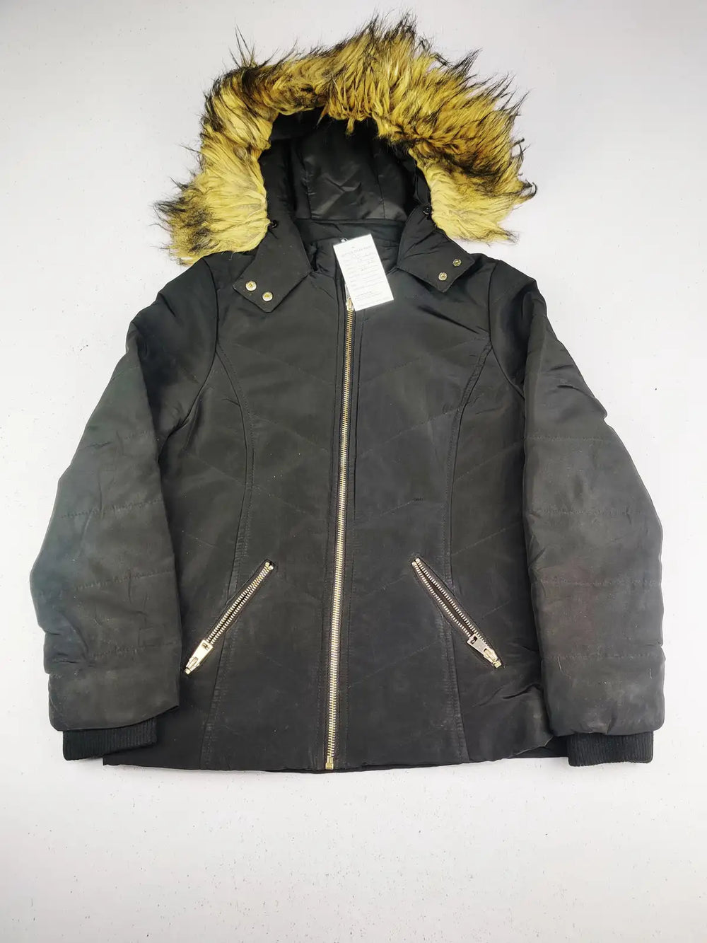 Buy online pre-used pre-loved 100% authentic & Original branded New Look (KJG-576) available in Pakistan. Top international brands avilable.