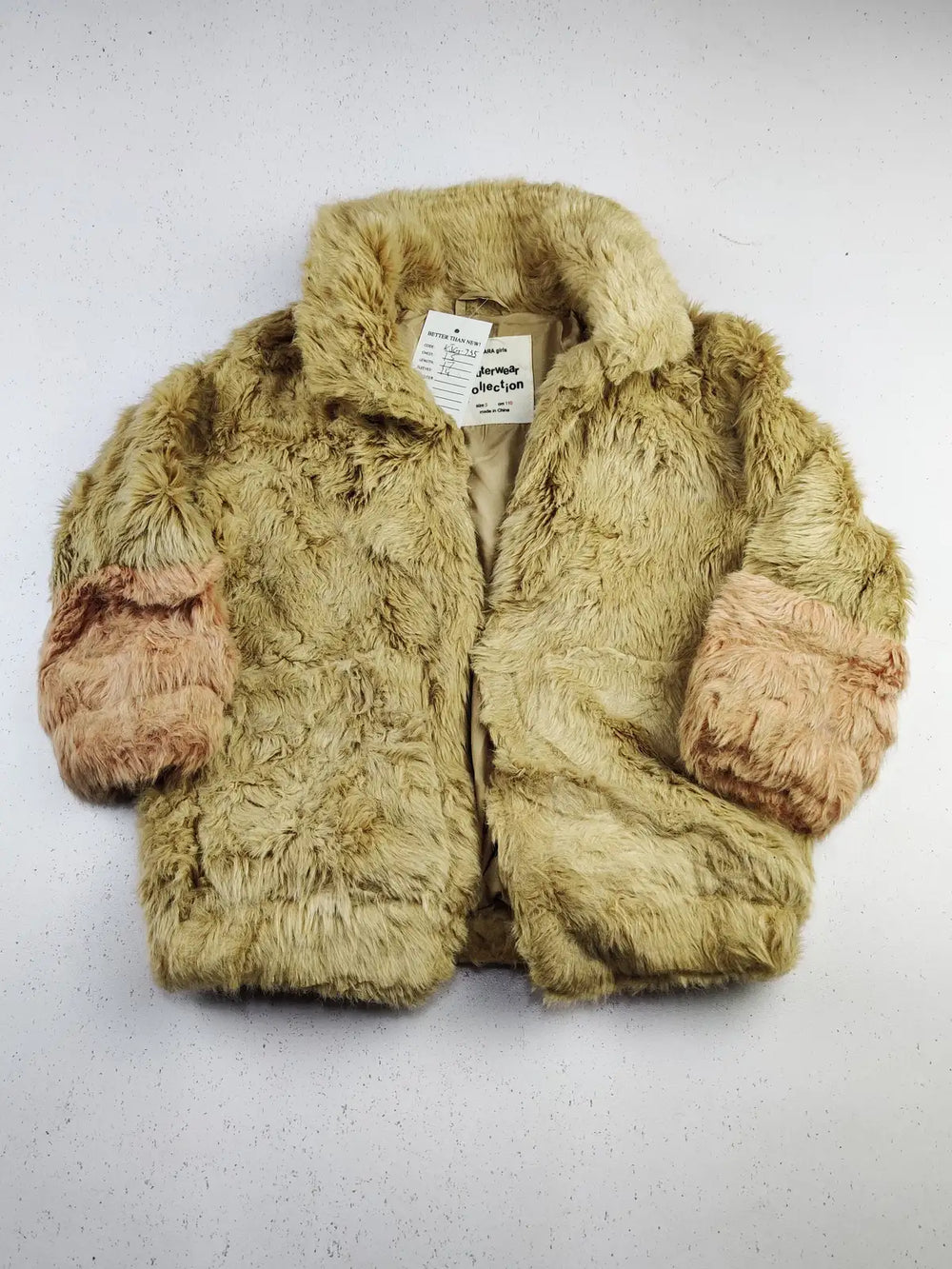 Buy online pre-used pre-loved 100% authentic & Original branded Zara (KJG-735) available in Pakistan. Top international brands avilable.