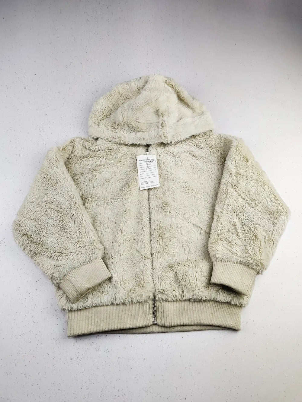 Buy online pre-used pre-loved 100% authentic & Original branded F&F (KJG-748) available in Pakistan. Top international brands avilable.