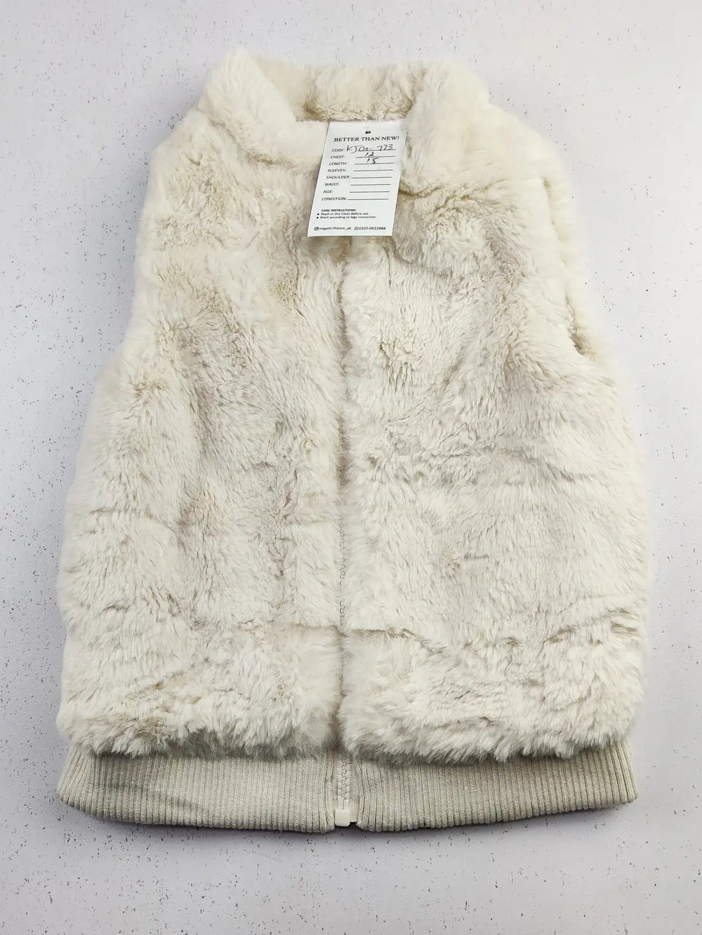 Buy online pre-used pre-loved 100% authentic & Original branded Dunnes Stores (KJG-773) available in Pakistan. Top international brands avilable.