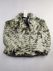 Buy online pre-used pre-loved 100% authentic & Original branded Autograph (KJG-776) available in Pakistan. Top international brands avilable.