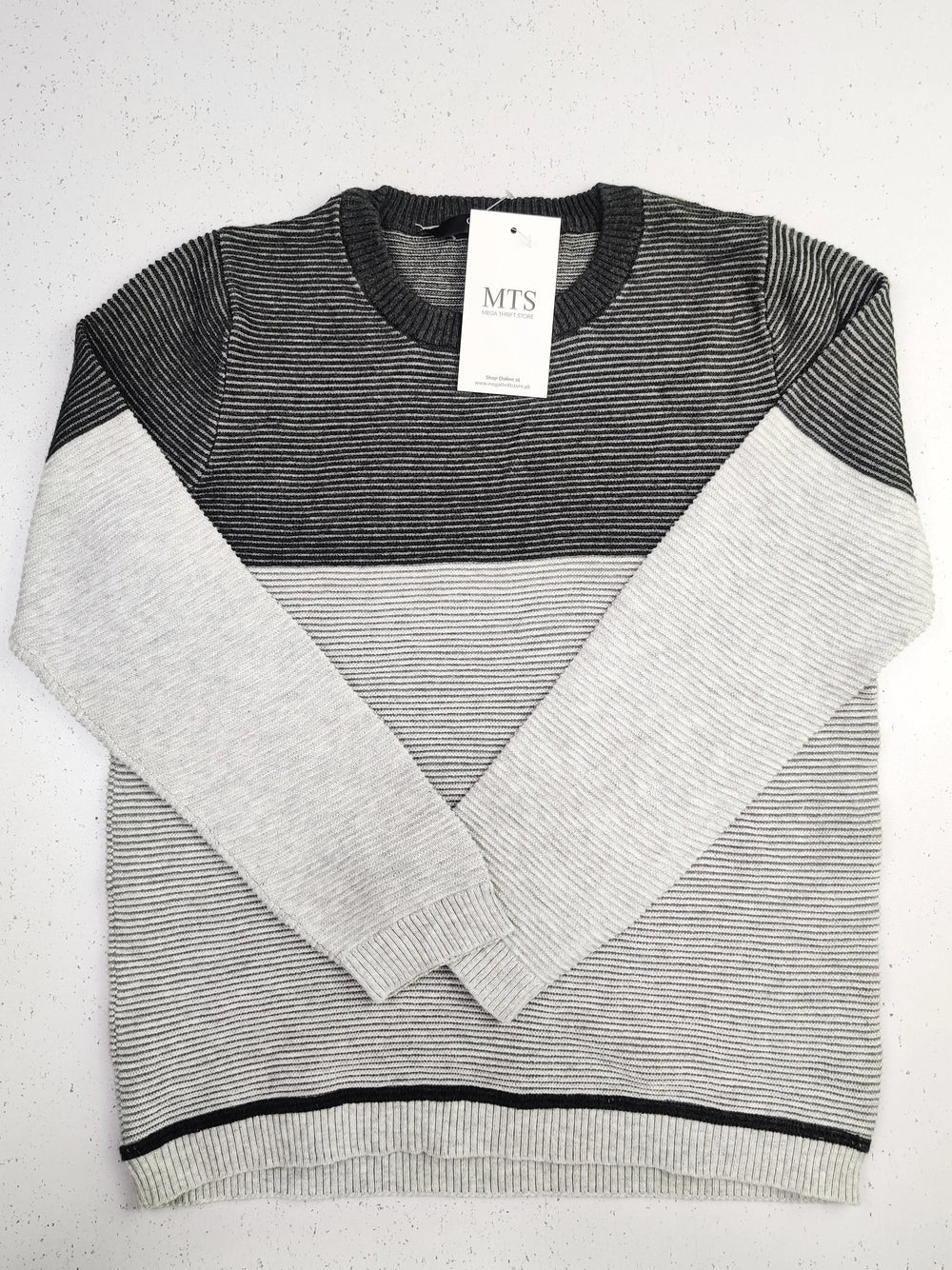 Buy online pre-used pre-loved 100% authentic & Original branded George (KWB-1678) available in Pakistan. Top international brands avilable.