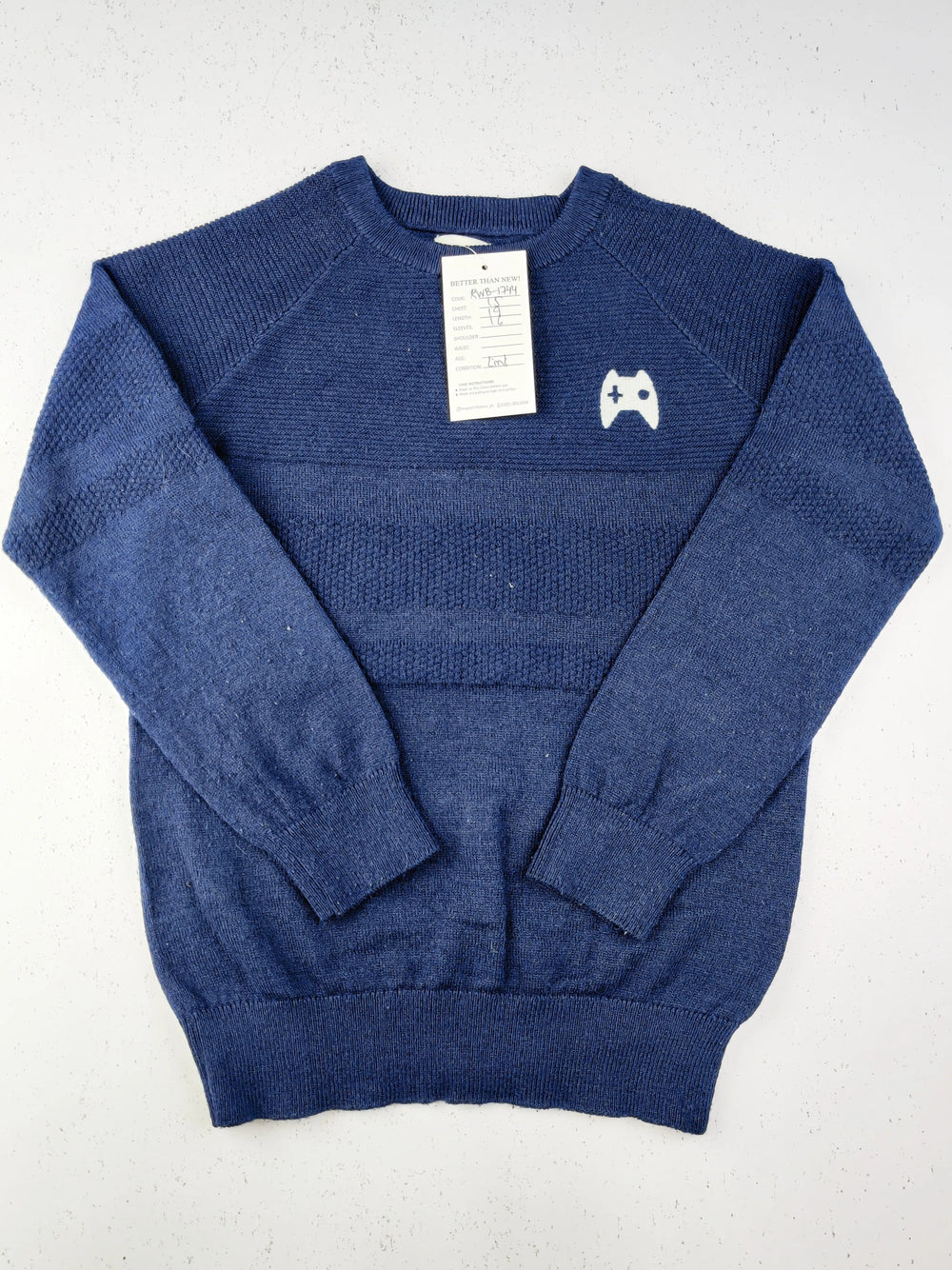 Buy online pre-used pre-loved 100% authentic & Original branded F&F (KWB-1744) available in Pakistan. Top international brands avilable.