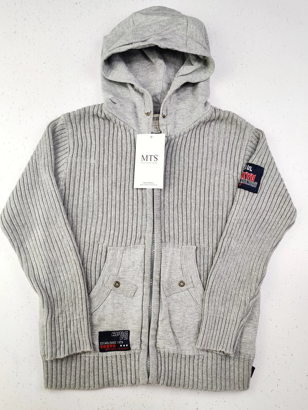 Buy online pre-used pre-loved 100% authentic & Original branded Rebel (KWB-1888) available in Pakistan. Top international brands avilable.