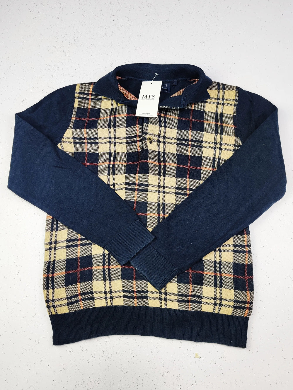 Buy online pre-used pre-loved 100% authentic & Original branded Next (KWB-1962) available in Pakistan. Top international brands avilable.