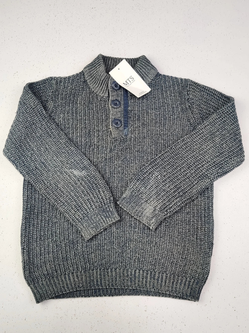 Buy online pre-used pre-loved 100% authentic & Original branded F&F (KWB-1995) available in Pakistan. Top international brands avilable.