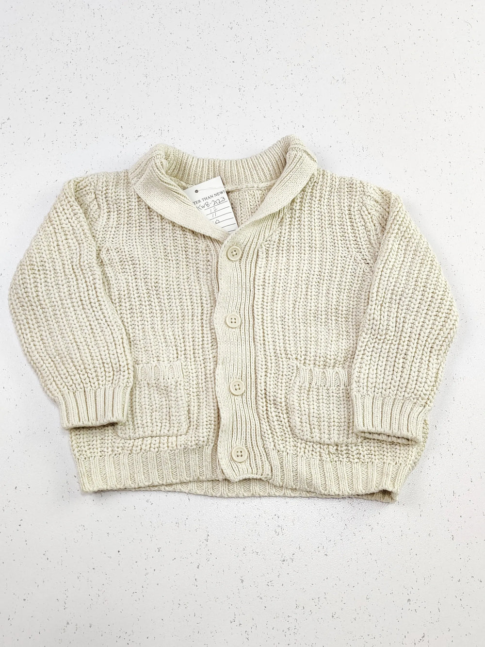 Buy online pre-used pre-loved 100% authentic & Original branded Unknown Brand (KWB-2123) available in Pakistan. Top international brands avilable.