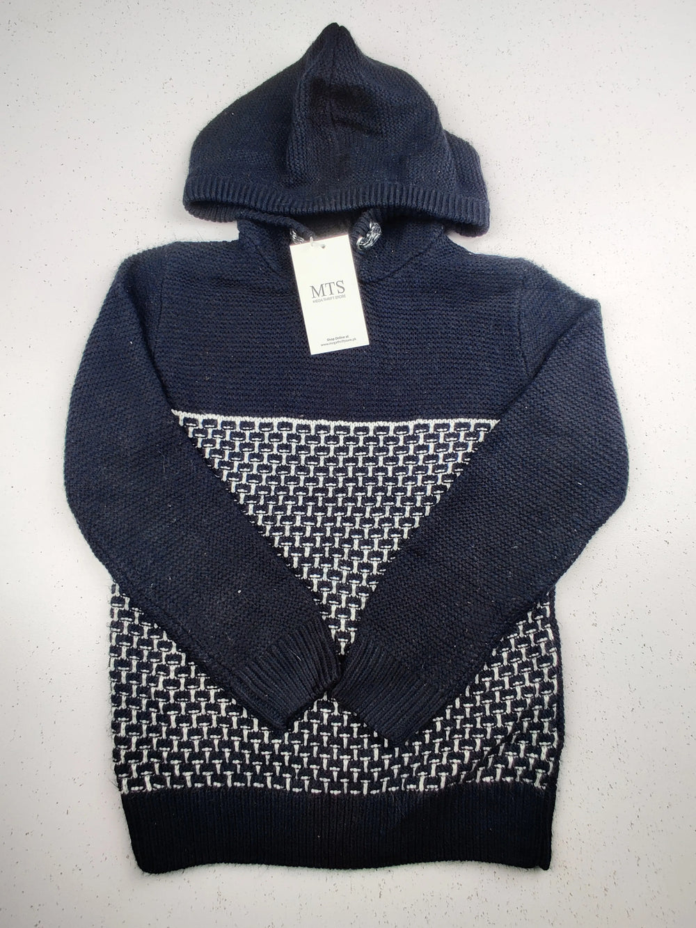 Buy online pre-used pre-loved 100% authentic & Original branded Boys (KWB-2659) available in Pakistan. Top international brands avilable.