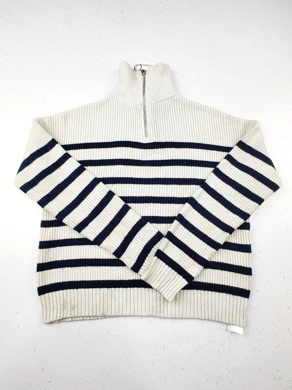 Buy online pre-used pre-loved 100% authentic & Original branded Primark (KWB-3177) available in Pakistan. Top international brands avilable.