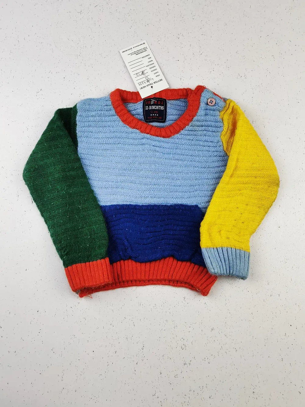 Buy online pre-used pre-loved 100% authentic & Original branded Frendz (KWB-4379) available in Pakistan. Top international brands avilable.