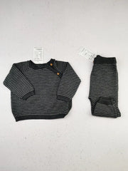 Buy online pre-used pre-loved 100% authentic & Original branded Tu (KWB-4586) available in Pakistan. Top international brands avilable.