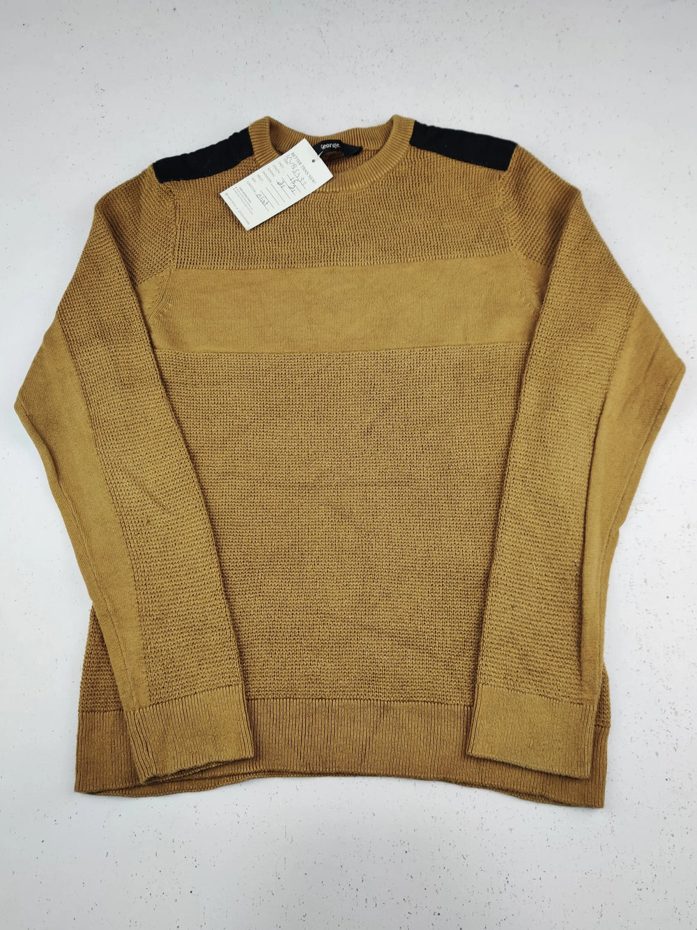 Buy online pre-used pre-loved 100% authentic & Original branded George (KWB-5493) available in Pakistan. Top international brands avilable.