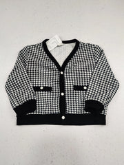 Buy online pre-used pre-loved 100% authentic & Original branded Shein (KWB-5686) available in Pakistan. Top international brands avilable.