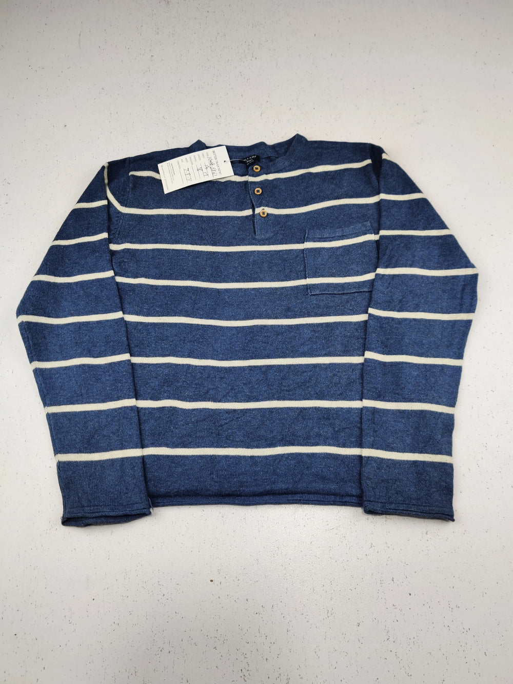 Buy online pre-used pre-loved 100% authentic & Original branded Primark (KWB-5862) available in Pakistan. Top international brands avilable.