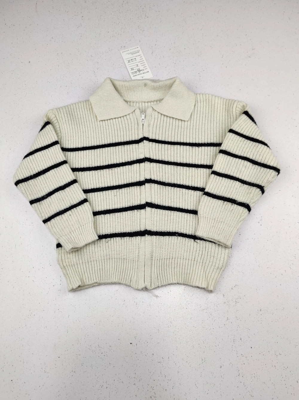 Buy online pre-used pre-loved 100% authentic & Original branded Shein (KWB-5872) available in Pakistan. Top international brands avilable.