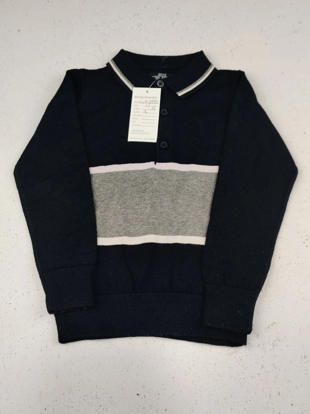 Buy online pre-used pre-loved 100% authentic & Original branded Boys (KWB-5882) available in Pakistan. Top international brands avilable.