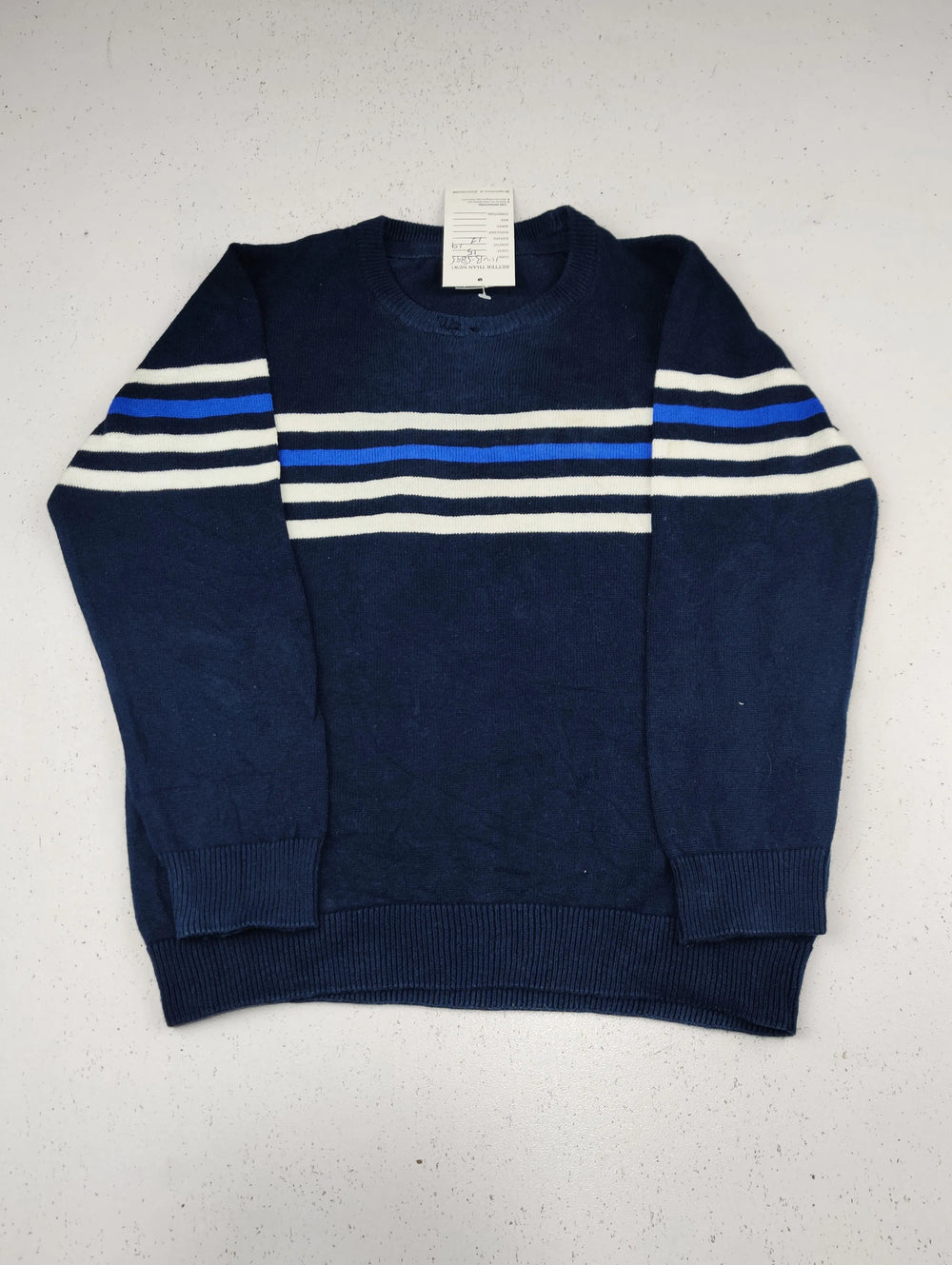 Buy online pre-used pre-loved 100% authentic & Original branded Little Kids (KWB-5895) available in Pakistan. Top international brands avilable.
