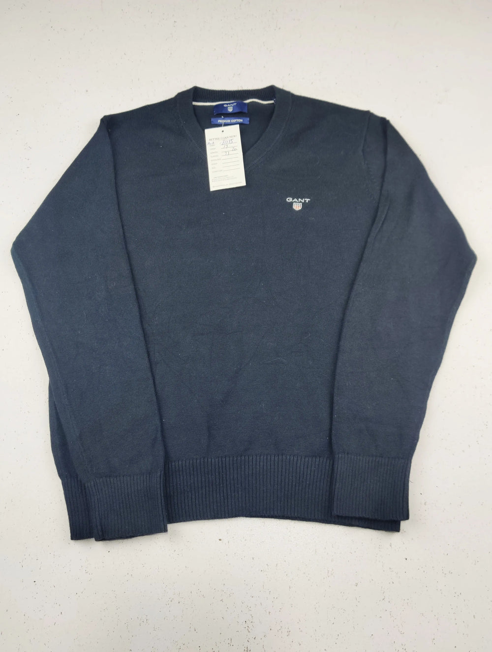 Buy online pre-used pre-loved 100% authentic & Original branded Gant (KWB-6015) available in Pakistan. Top international brands avilable.
