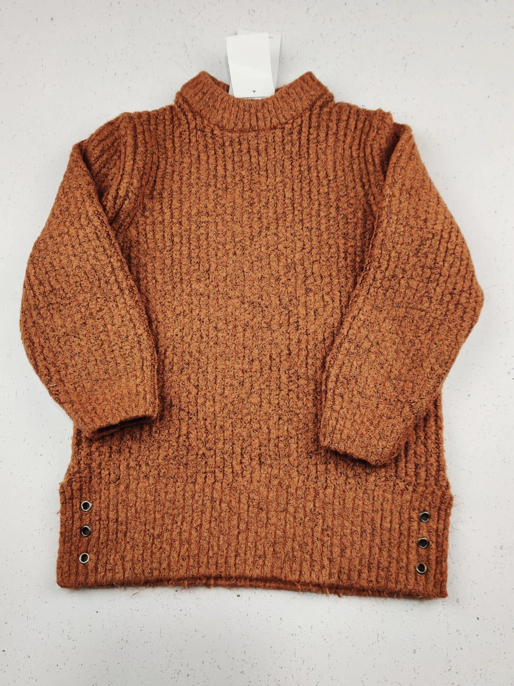 Buy online pre-used pre-loved 100% authentic & Original branded Zara (KWB-6035) available in Pakistan. Top international brands avilable.