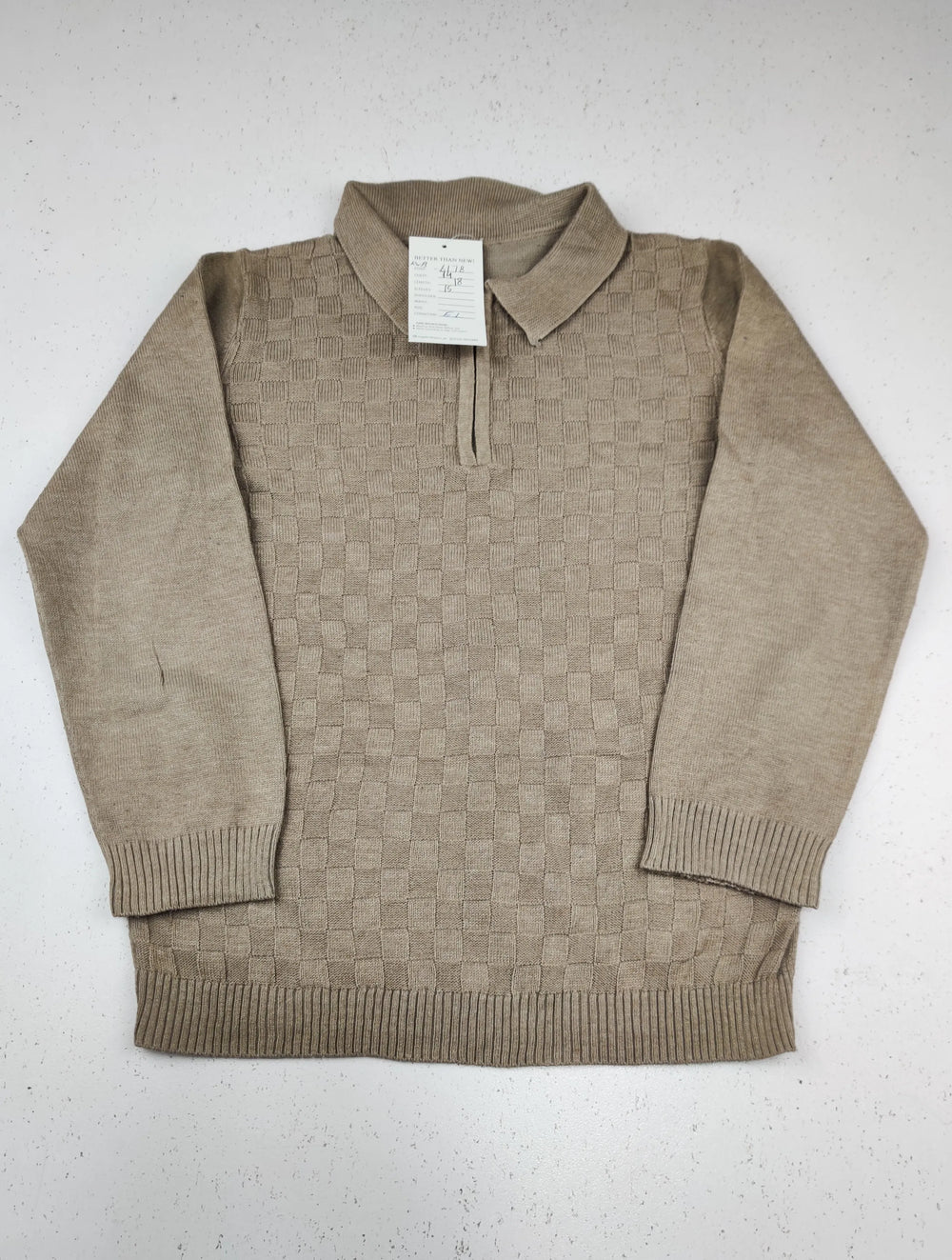 Buy online pre-used pre-loved 100% authentic & Original branded Unknown Brand (KWB-6178) available in Pakistan. Top international brands avilable.